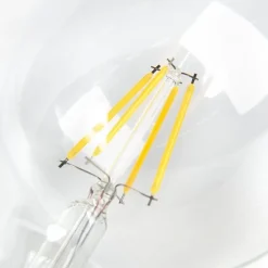 LUEDD E27 dimbare LED lamp G95 5W 470 lm 2700K