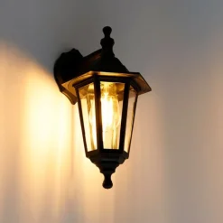 QAZQA Klassieke buitenwandlamp zwart IP44 - New Haven