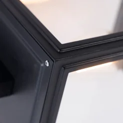 QAZQA Landelijke wandlamp zwart IP44 - Sutton Up