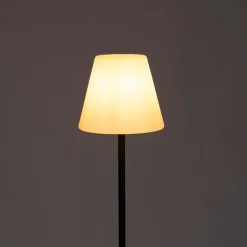 QAZQA Moderne buiten vloerlamp zwart - Virginia
