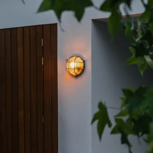 QAZQA Wand- en plafondlamp goud/messing rond IP44 - Noutica